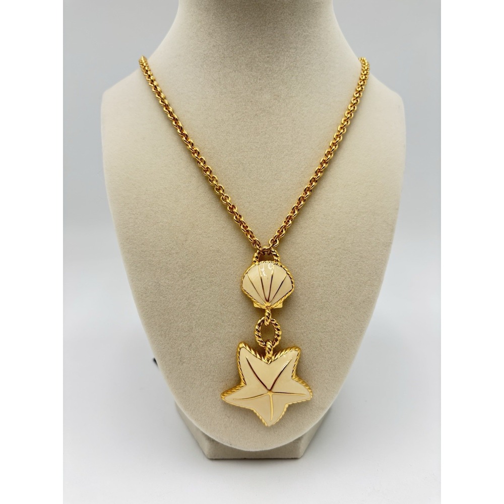 Vintage TRIFARI Necklace NWT Cream Enamel Starfish Seashell Gold Tone 36"